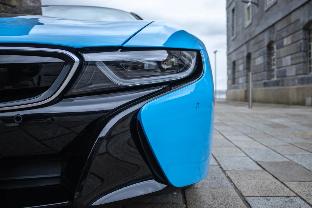 2017 BMW i8 - Image 14 of 31