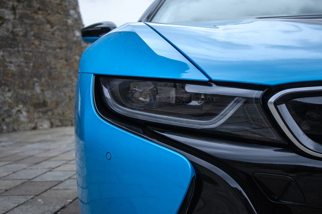 2017 BMW i8 - Image 17 of 31
