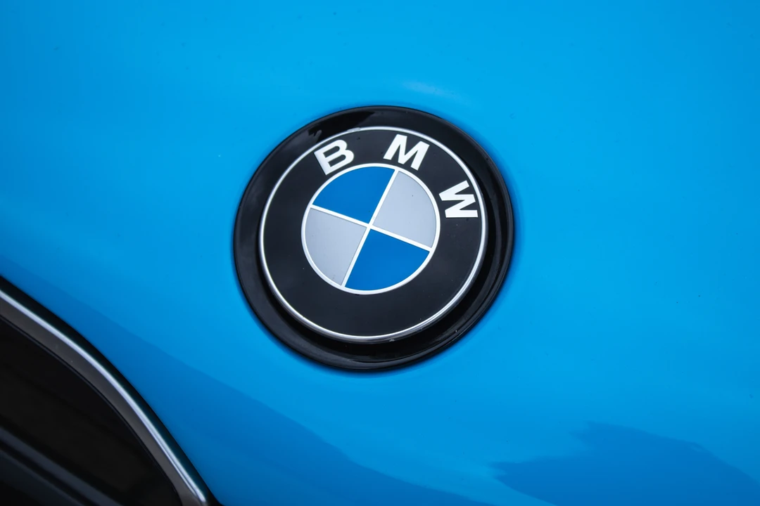 2017 BMW i8 - Image 20 of 31