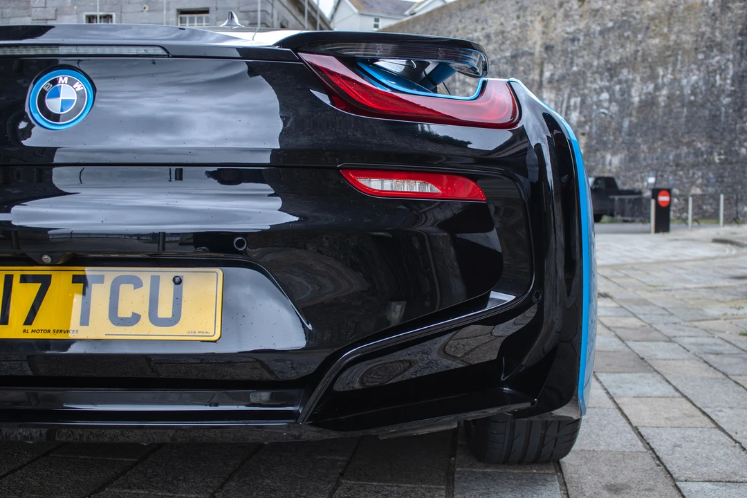 2017 BMW i8 - Image 22 of 31