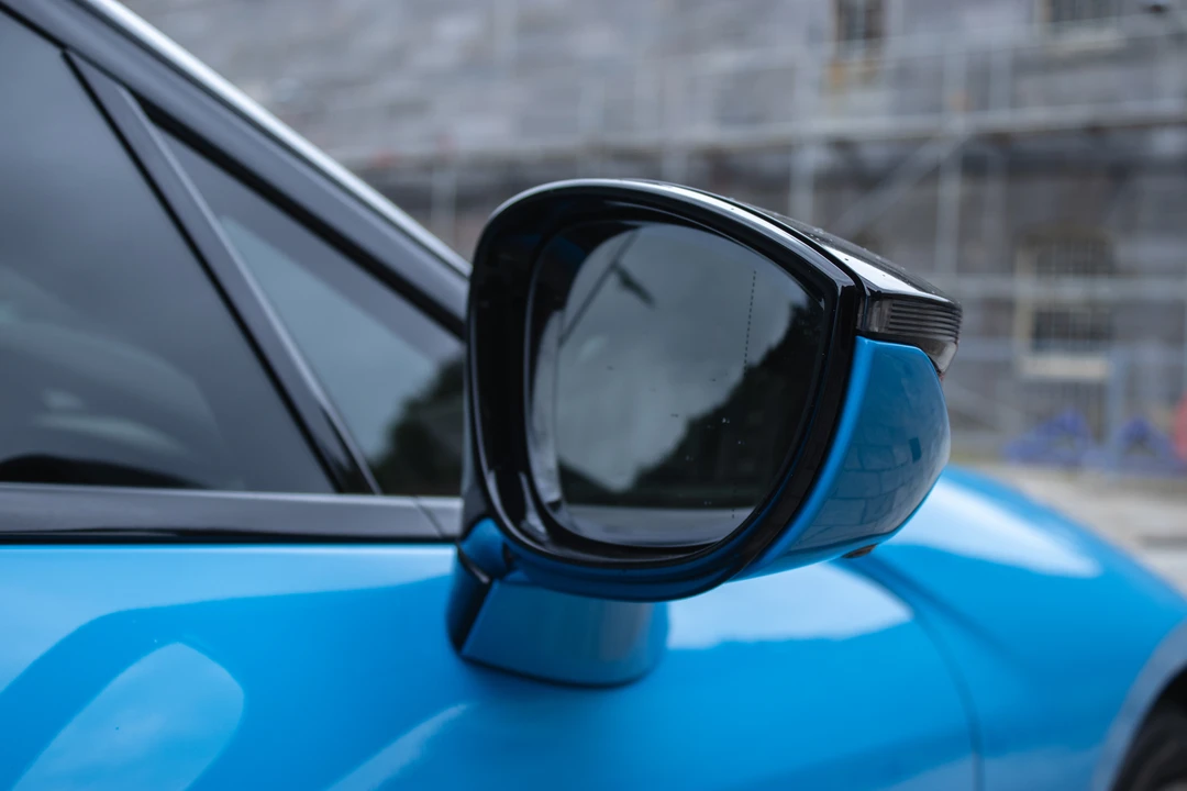 2017 BMW i8 - Image 31 of 31