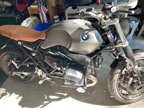 2017 BMW RNINET