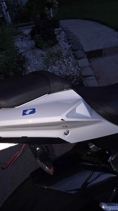 2017 BMW S1000 - Image 10 of 12