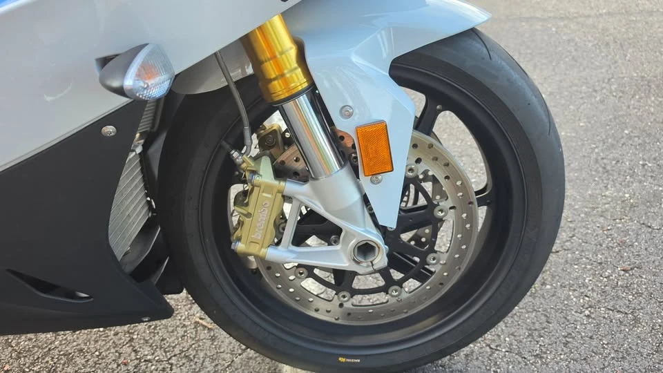 2017 BMW S1000 - Image 16 of 17