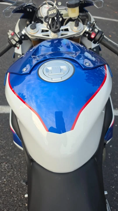 2017 BMW S1000 - Image 8 of 17