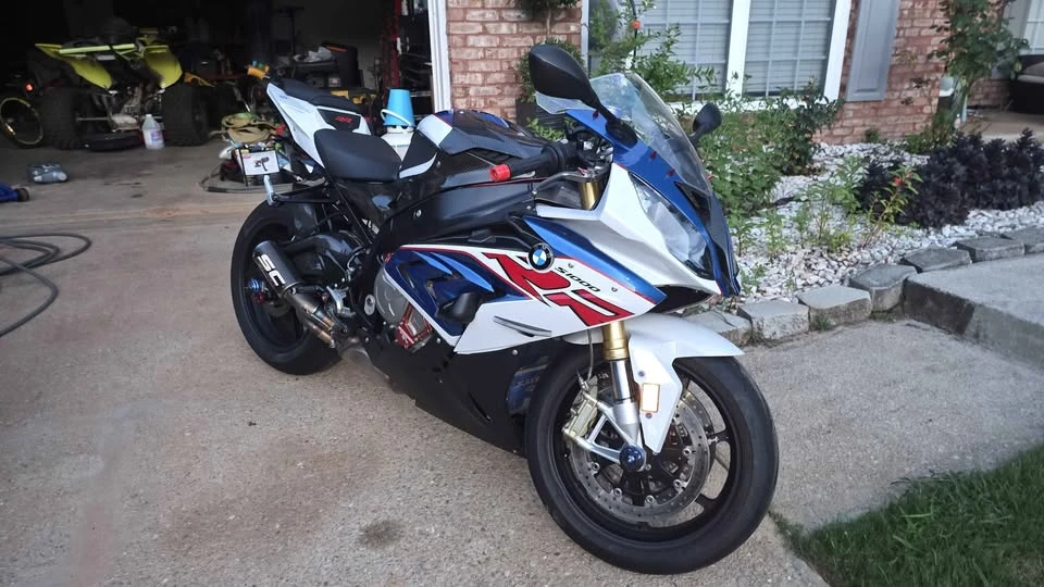 2017 BMW S1000 - Image 12 of 12