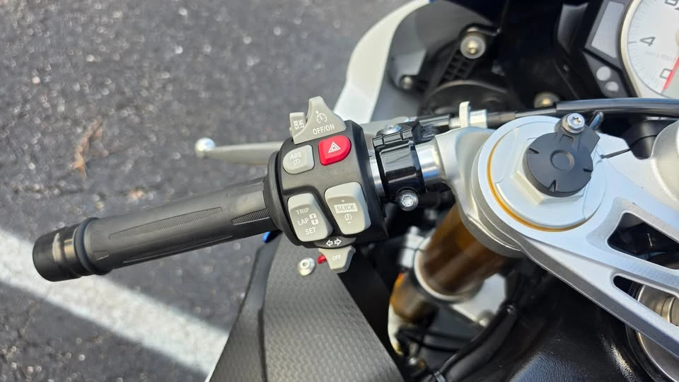 2017 BMW S1000 - Image 10 of 17