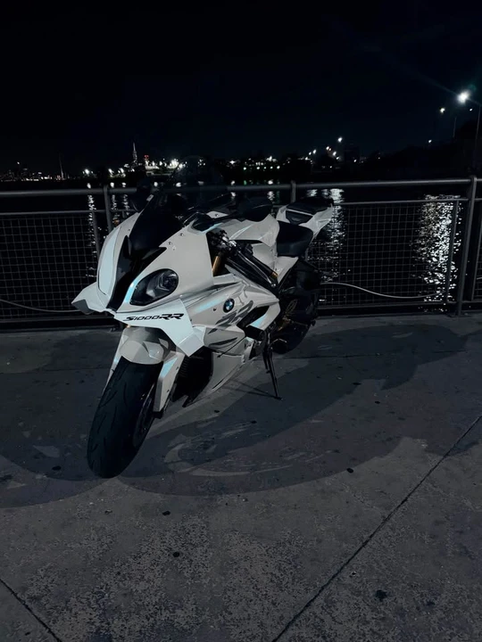 2017 BMW S1000 - Image 2 of 2