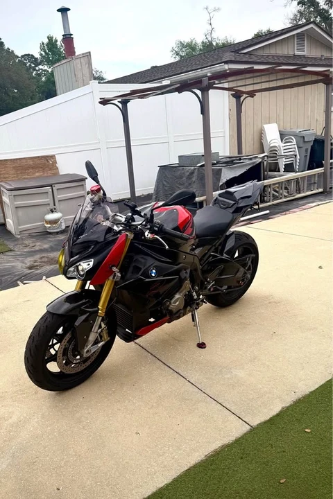 2017 BMW S1000 - Image 4 of 8