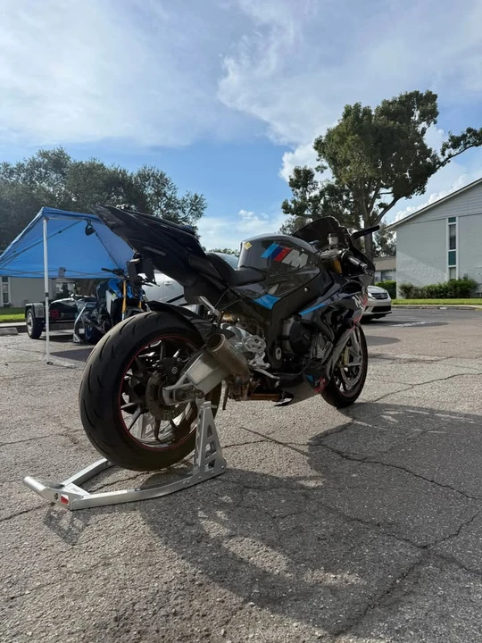 2017 BMW S1000 - Image 3 of 11