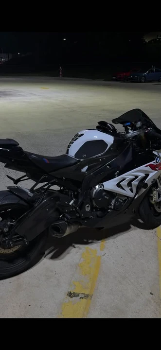 2017 BMW S1000 - Image 6 of 8