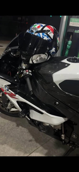 2017 BMW S1000 - Image 4 of 8