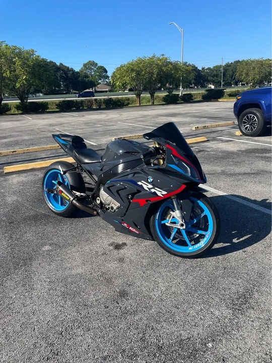 2017 BMW S1000 - Image 3 of 5