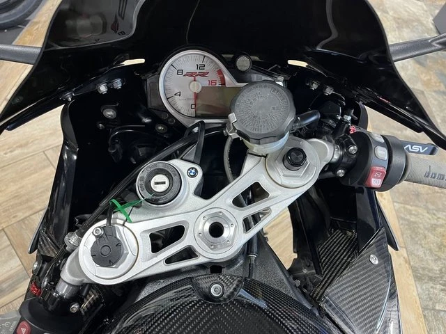 2017 BMW S1000 - Image 8 of 12