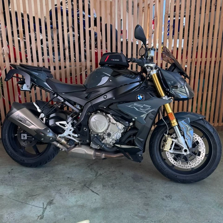 2017 BMW S1000 - Image 3 of 20