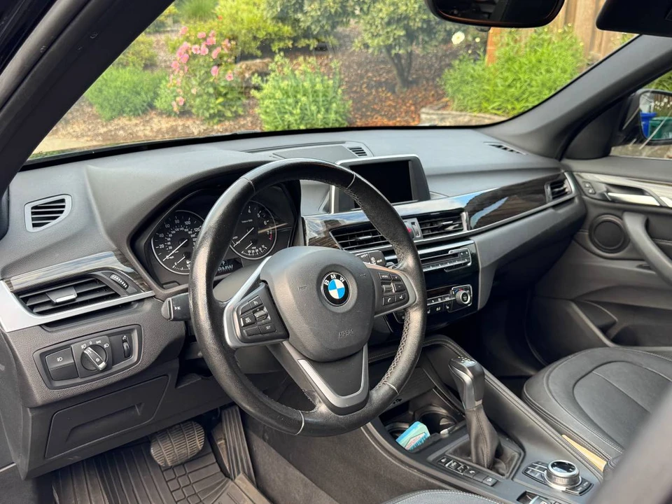 2017 BMW X1 - Image 5 of 8