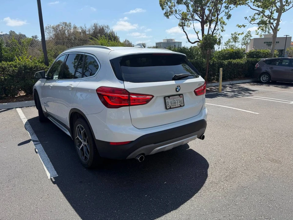 2017 BMW X1 - Image 4 of 10
