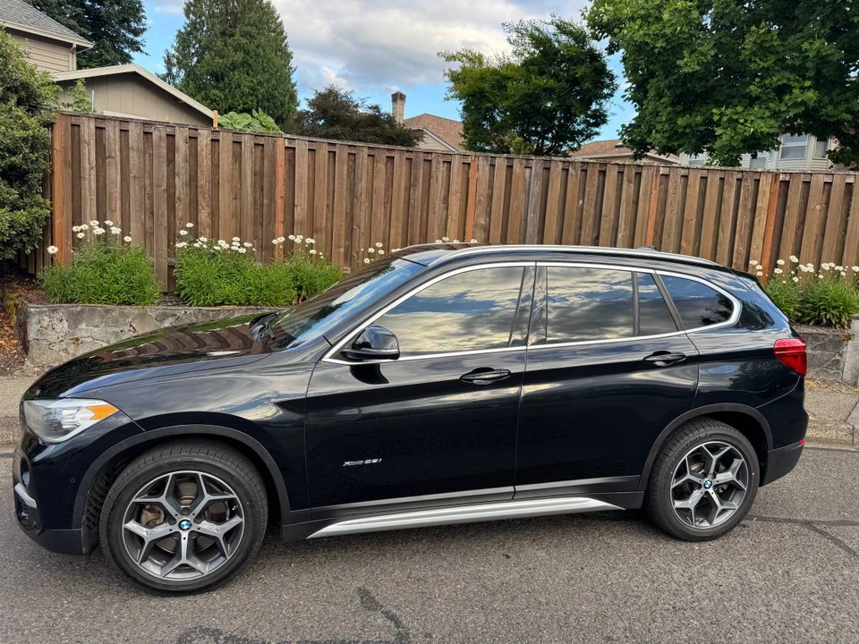 2017 BMW X1 - Image 3 of 8