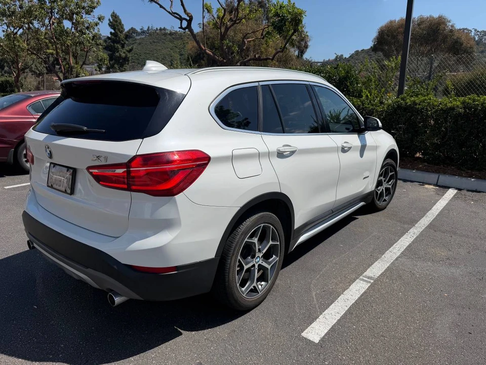 2017 BMW X1 - Image 6 of 10
