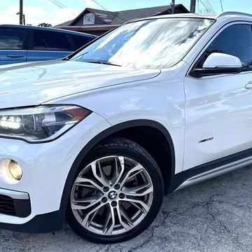 2017 BMW X1 xDrive28i