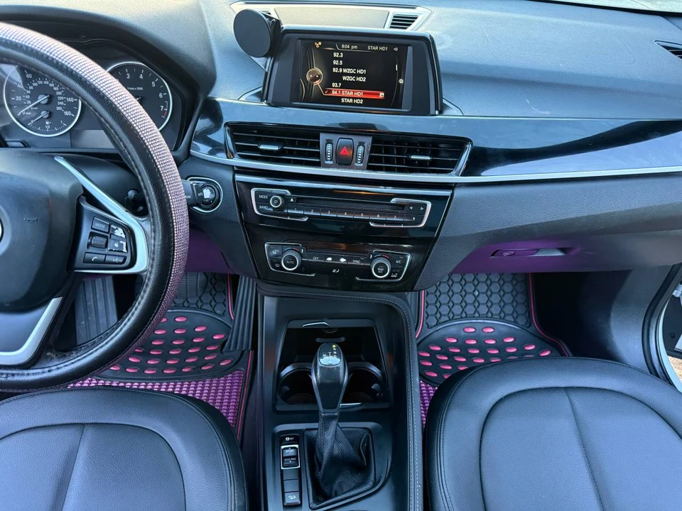 2017 BMW X1 - Image 12 of 16
