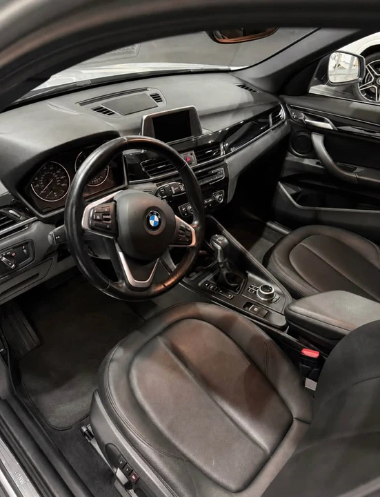 2017 BMW X1 - Image 5 of 7