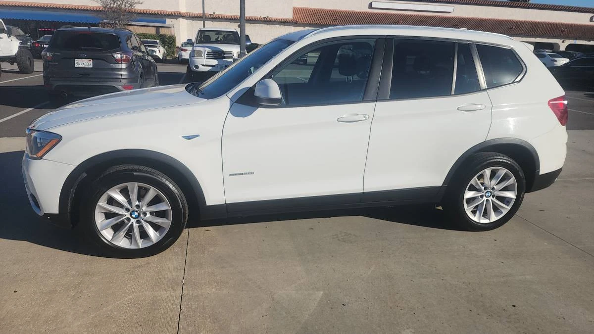 2017 BMW X3 - Image 11 of 21