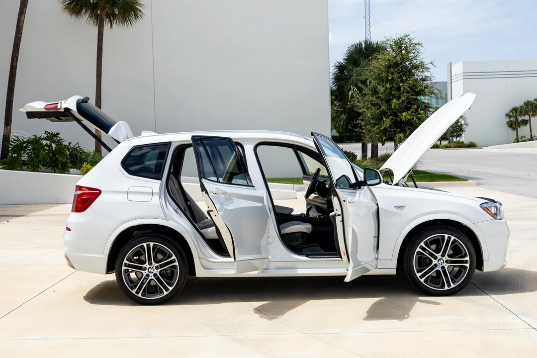 2017 BMW F25 X3 - Image 16 of 31