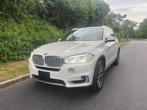 2017 BMW X5 3.0i Sport Utility 4D