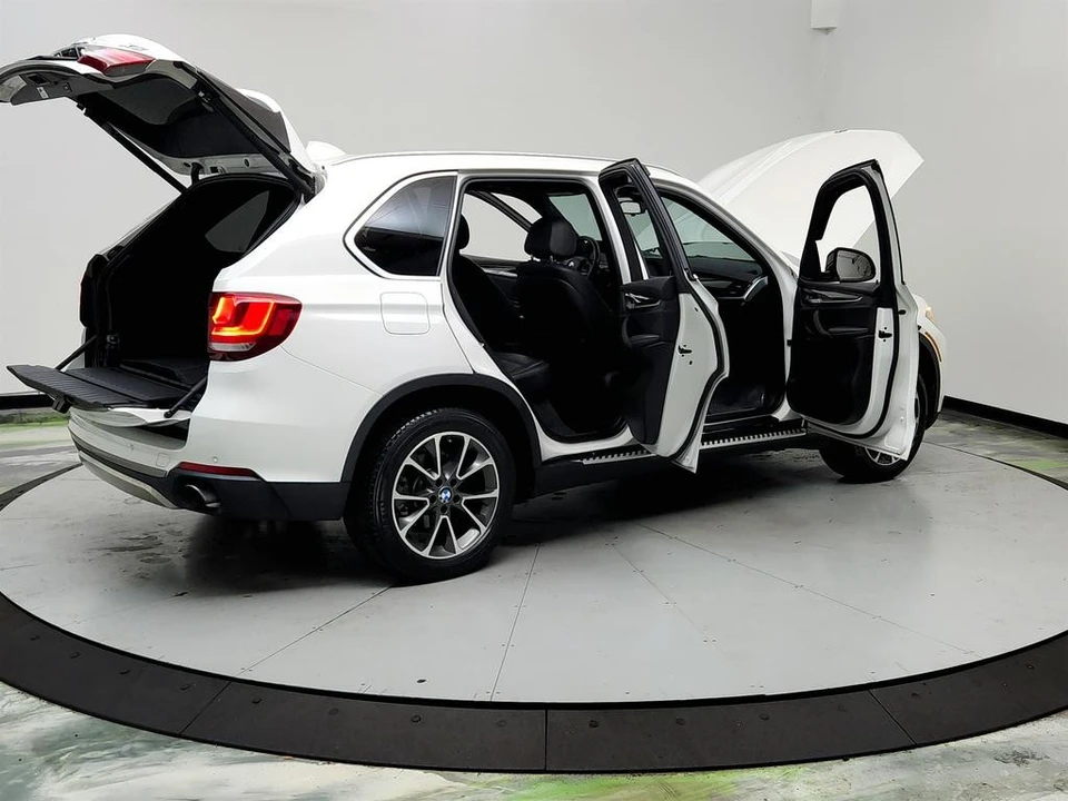 2017 BMW F15 X5 - Image 11 of 21