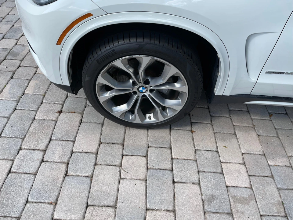 2017 BMW F15 X5 - Image 16 of 30