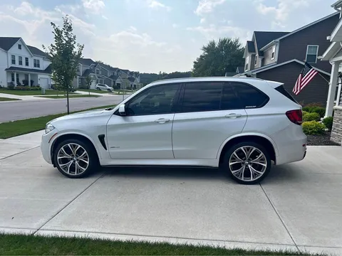 2017 BMW X5 xDrive35i Premium Sport Utility 4D
