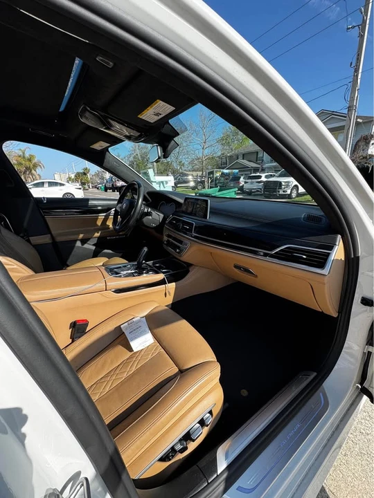 2017 BMW Alpina B7 - Image 6 of 7