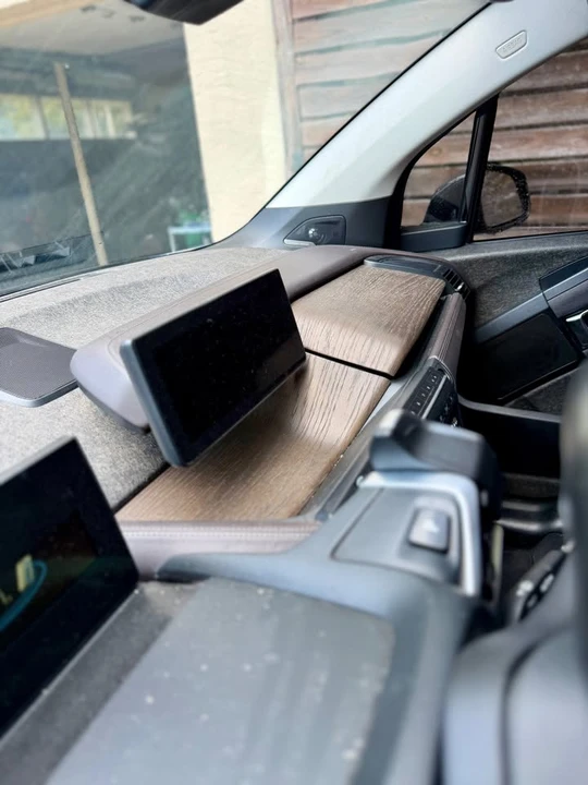 2017 BMW i3 - Image 5 of 6