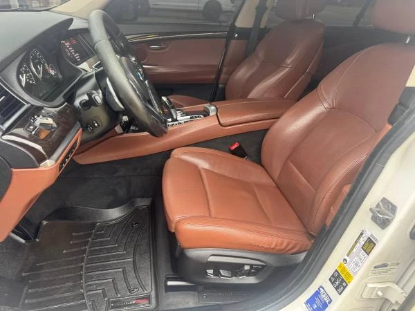 2017 BMW 5 Series - Image 15 of 19
