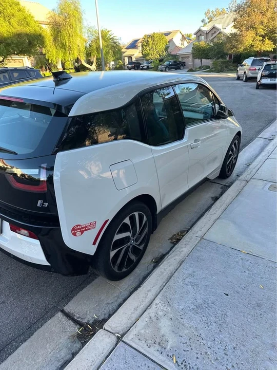2017 BMW i3 - Image 5 of 7