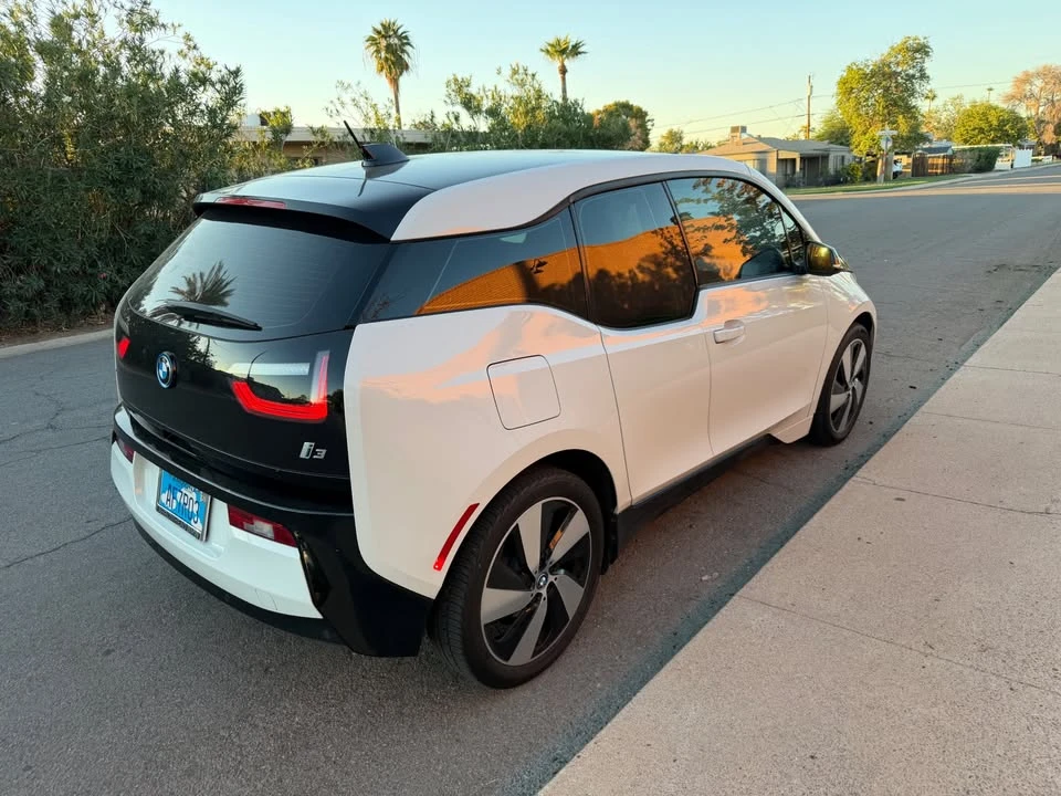 2017 BMW i3 - Image 7 of 18