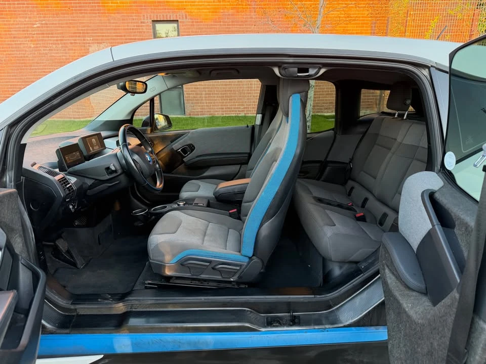 2017 BMW i3 - Image 9 of 18