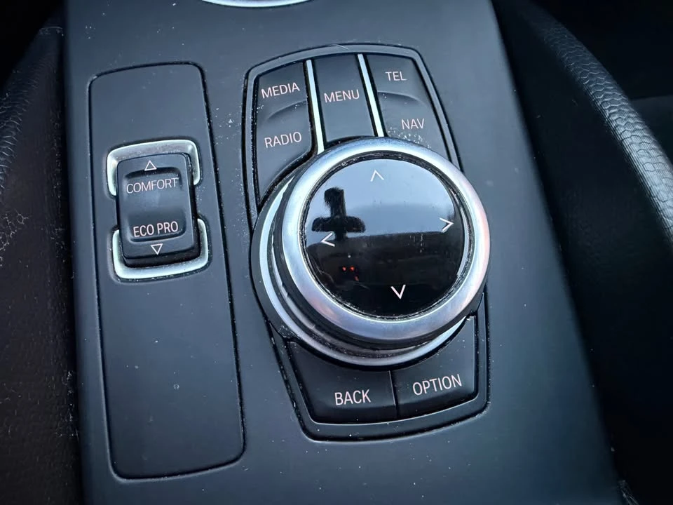 2017 BMW i3 - Image 14 of 18