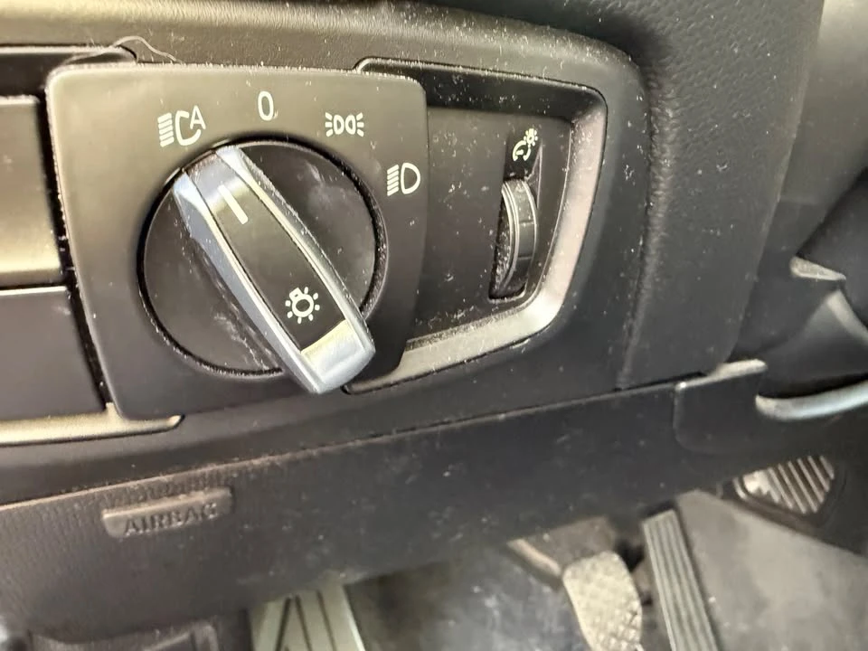 2017 BMW i3 - Image 17 of 18