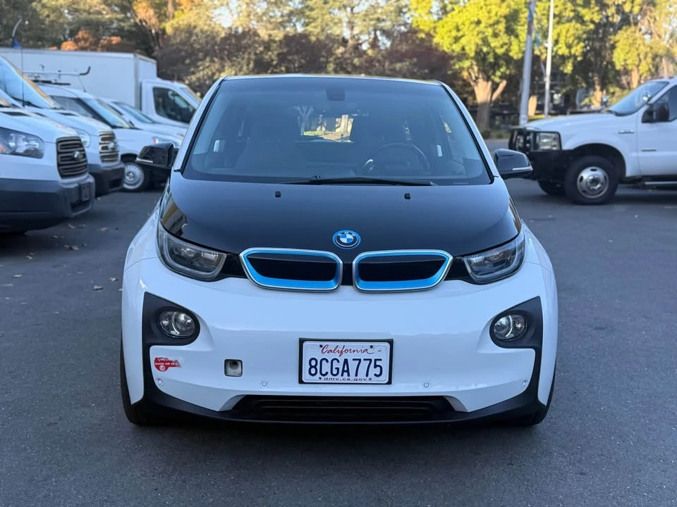 2017 BMW i3 - Image 2 of 10
