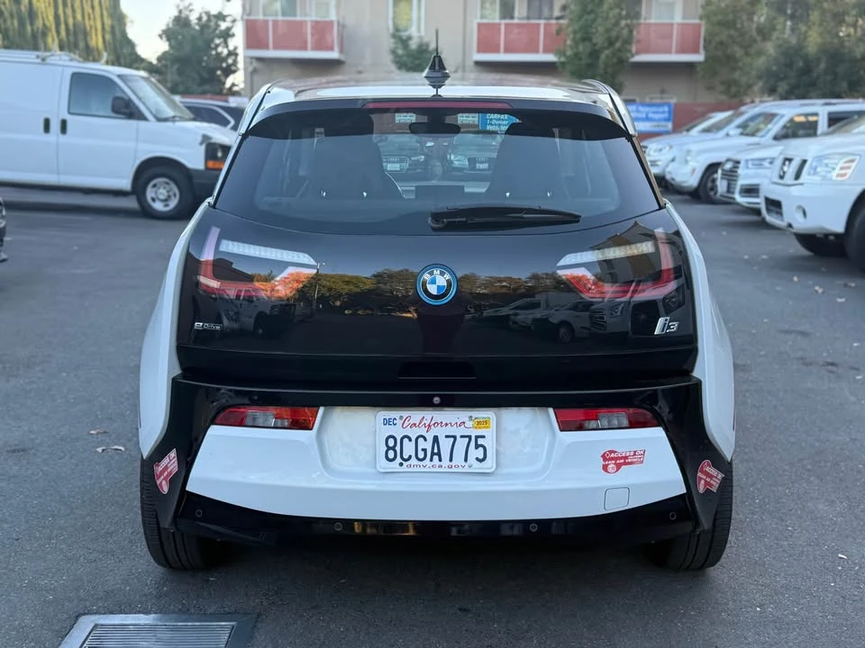 2017 BMW i3 - Image 4 of 10