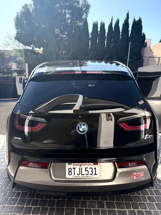 2017 BMW i3 - Image 2 of 20