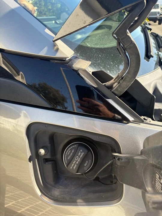 2017 BMW i3 - Image 14 of 20