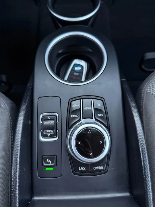 2017 BMW i3 - Image 17 of 19