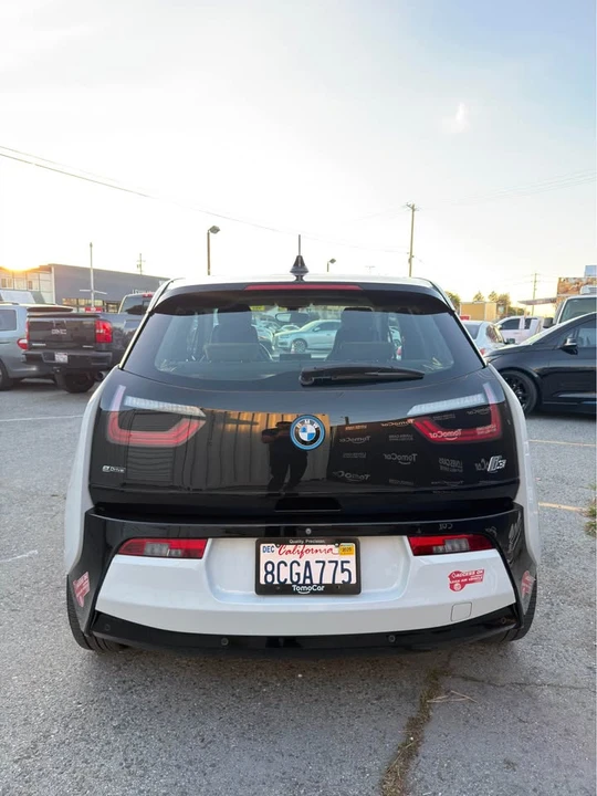 2017 BMW i3 - Image 4 of 19