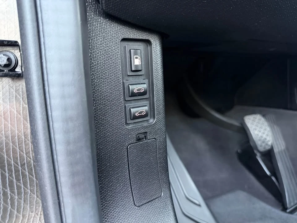 2017 BMW i3 - Image 15 of 19