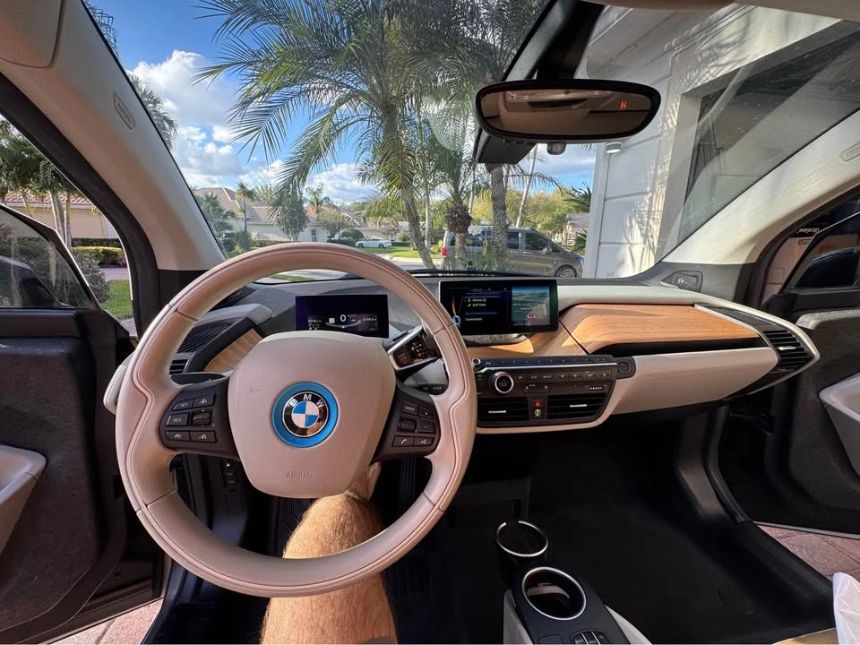 2017 BMW i3 - Image 9 of 13