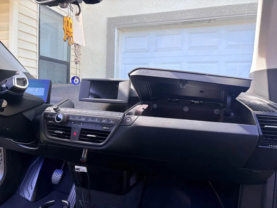 2017 BMW i3 - Image 10 of 14