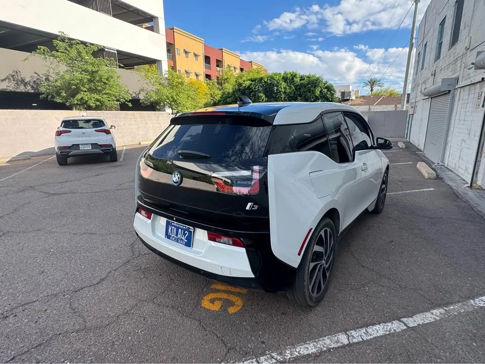2017 BMW i3 - Image 8 of 20